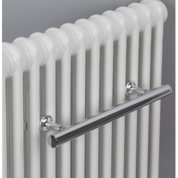 iclassic_towel_bar_in_chrome_1