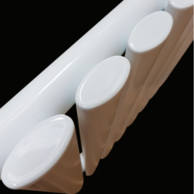 single-white-detail